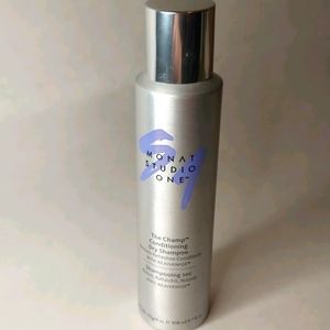 Sold-Monat-The Champ Dry Shampoo